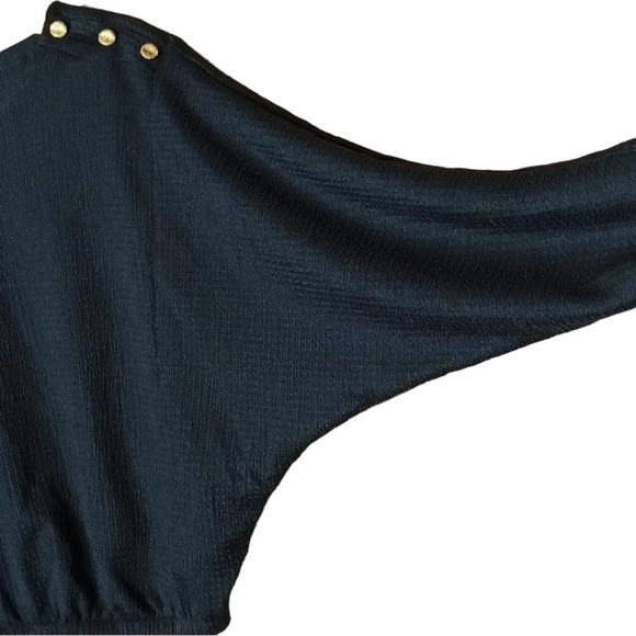 New Lush crinkle textured long sleeve top with gold accent buttons sz S - Picture 5 of 7